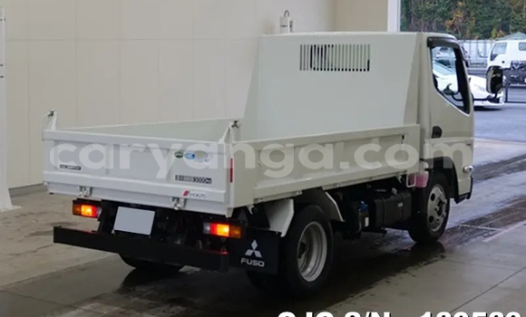 Acheter Occasion Utilitaire Mitsubishi L400 Blanc à Lilongwe, Malawi Acheter Occasion Utilitaire Mitsubishi L400 Blanc à Lilongwe, Malawi