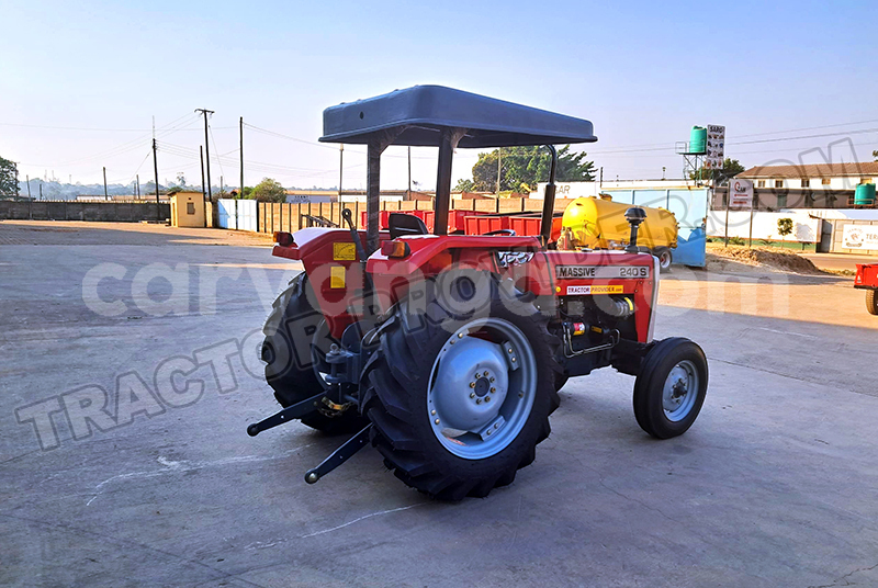 Big with watermark caterpillar 120 malawi lilongwe 16069