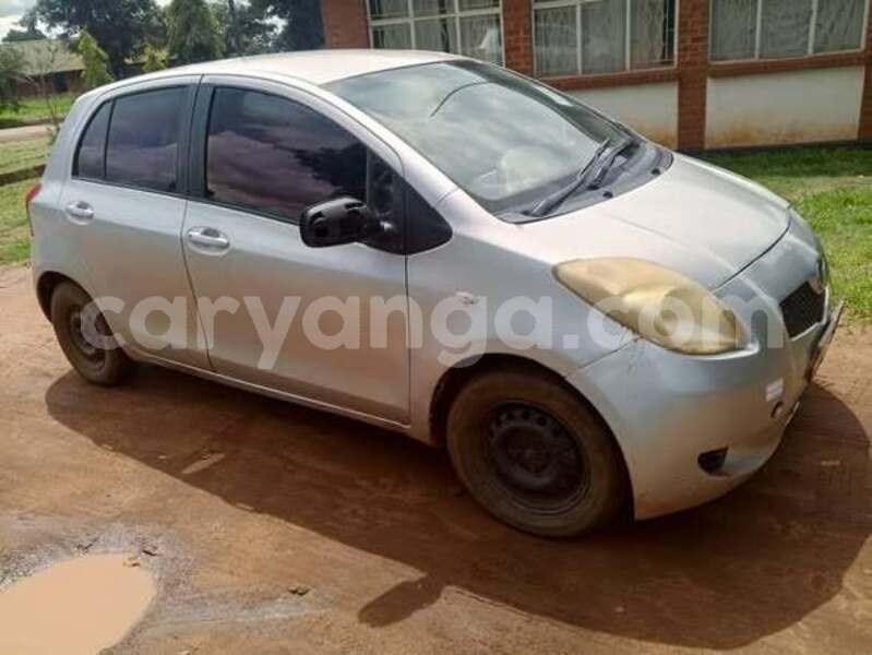 Big with watermark toyota vitz malawi blantyre 16084