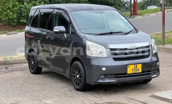 Buy Used Toyota Noah Black Car in Lilongwe in Malawi Buy Used Toyota Noah Black Car in Lilongwe in Malawi