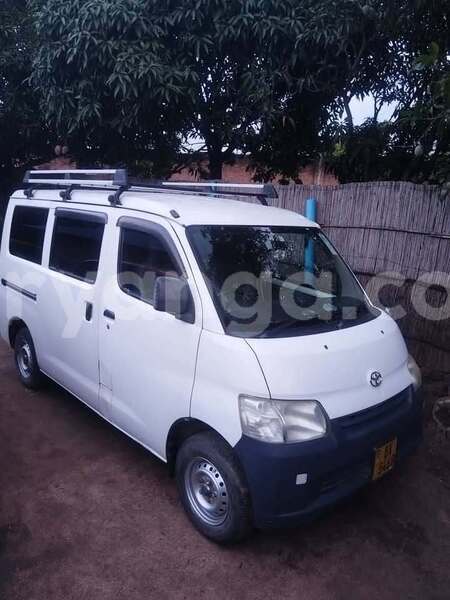 Big with watermark toyota hiace malawi lilongwe 16097