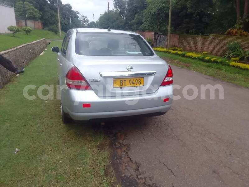 Big with watermark nissan tiida malawi lilongwe 16098