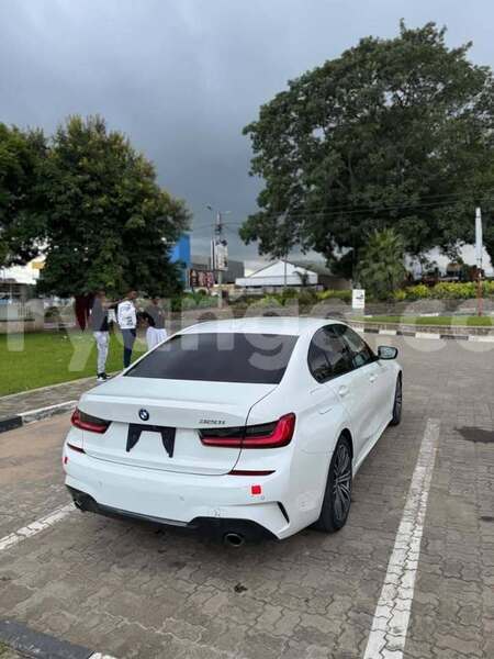 Big with watermark bmw 3200 malawi lilongwe 16120