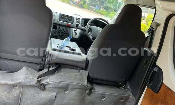 Buy Used Toyota Hiace White Car in Blantyre in Malawi Buy Used Toyota Hiace White Car in Blantyre in Malawi