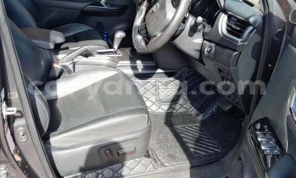 Buy Used Toyota Fortuner Black Car in Blantyre in Malawi Buy Used Toyota Fortuner Black Car in Blantyre in Malawi