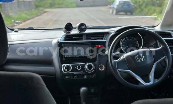 Buy Used Honda FIT White Car in Lilongwe in Malawi Buy Used Honda FIT White Car in Lilongwe in Malawi