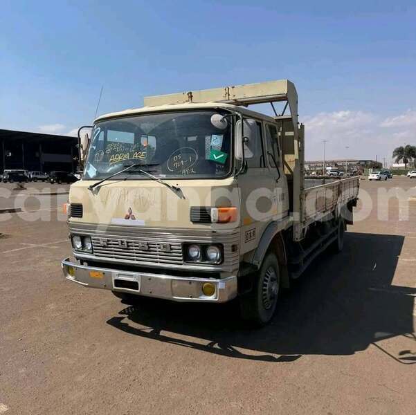 Big with watermark mitsubishi l400 malawi lilongwe 16143