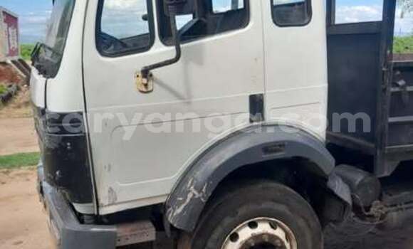 Buy Used Mercedes-Benz C250 coupe Other Car in Blantyre in Malawi Buy Used Mercedes-Benz C250 coupe Other Car in Blantyre in Malawi