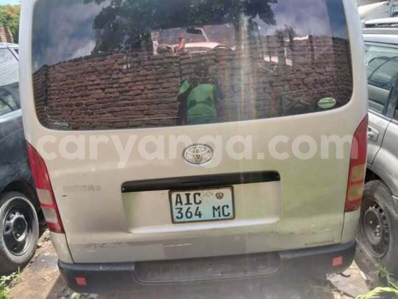 Big with watermark toyota hiace malawi blantyre 16175