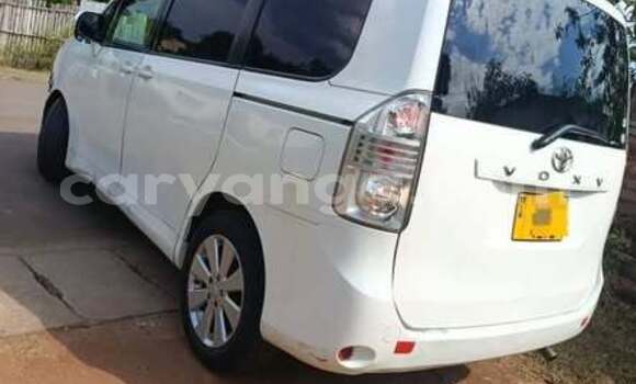 Buy Used Toyota Voxy Other Car in Blantyre in Malawi Buy Used Toyota Voxy Other Car in Blantyre in Malawi