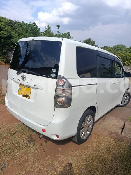 Big with watermark toyota voxy malawi blantyre 16178
