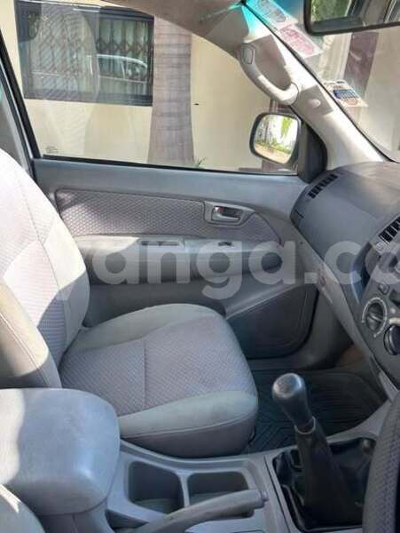 Big with watermark toyota hilux malawi blantyre 16194