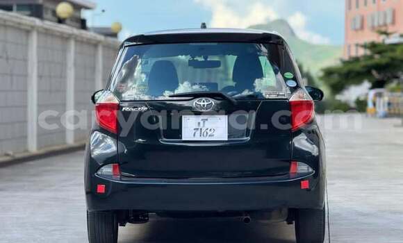Buy Used Toyota Ractis Black Car in Lilongwe in Malawi Buy Used Toyota Ractis Black Car in Lilongwe in Malawi