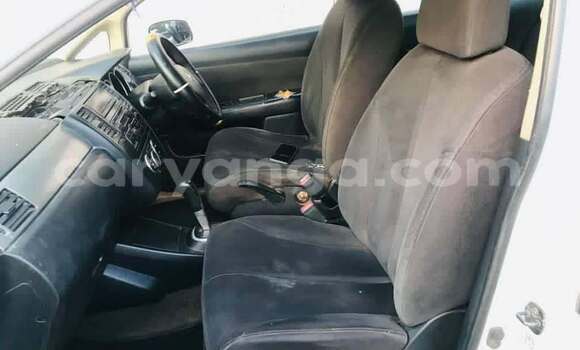 Buy Used Nissan Tiida White Car in Lilongwe in Malawi Buy Used Nissan Tiida White Car in Lilongwe in Malawi
