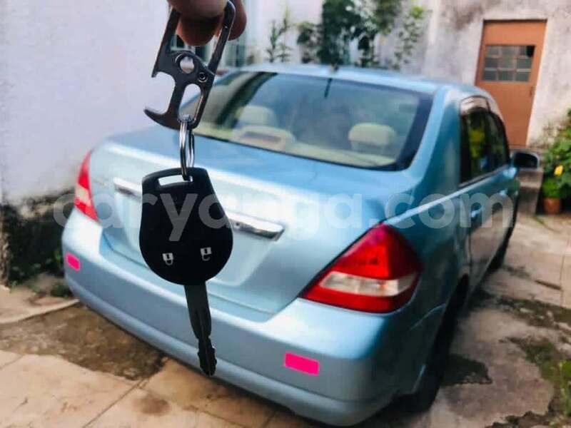 Big with watermark nissan tiida malawi lilongwe 16240