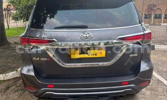 Buy Used Toyota Fortuner Black Car in Blantyre in Malawi Buy Used Toyota Fortuner Black Car in Blantyre in Malawi