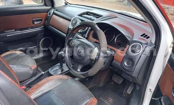 Nunua Ilio tumika Mazda Verisa Other Gari ndani ya Blantyre nchini Malawi Nunua Ilio tumika Mazda Verisa Other Gari ndani ya Blantyre nchini Malawi