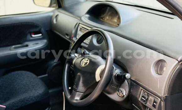 Acheter Occasion Voiture Toyota Sienta Bleu à Lilongwe, Malawi Acheter Occasion Voiture Toyota Sienta Bleu à Lilongwe, Malawi