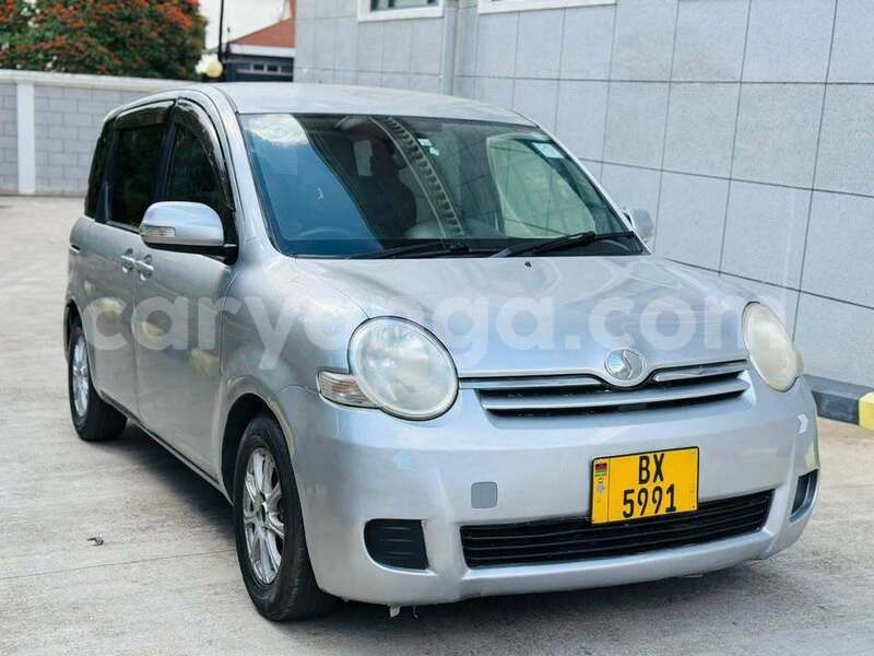 Big with watermark toyota sienta malawi lilongwe 16245