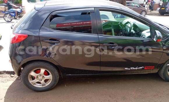 Nunua Ilio tumika Mazda Demio Black Gari ndani ya Lilongwe nchini Malawi Nunua Ilio tumika Mazda Demio Black Gari ndani ya Lilongwe nchini Malawi