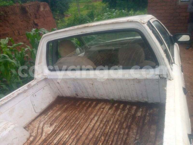 Big with watermark ford b max malawi lilongwe 16256