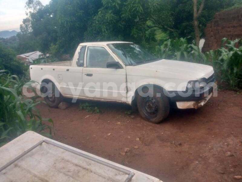 Big with watermark ford b max malawi lilongwe 16256