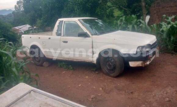 Buy Used Ford B-MAX White Car in Lilongwe in Malawi Buy Used Ford B-MAX White Car in Lilongwe in Malawi