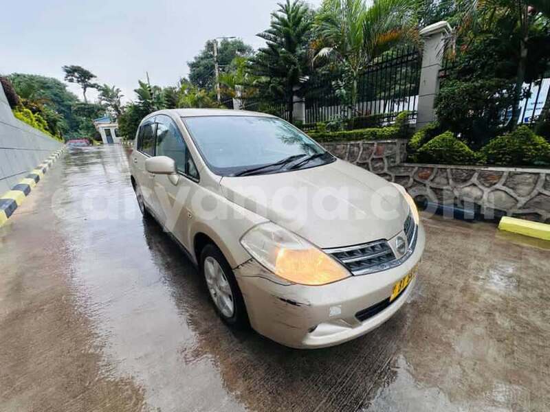 Big with watermark nissan tiida malawi lilongwe 16257