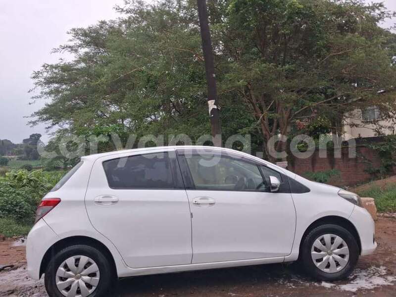 Big with watermark toyota vitz malawi lilongwe 16261