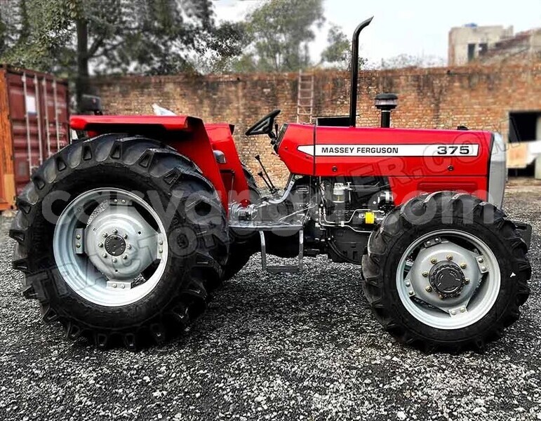 Big with watermark caterpillar 120 malawi lilongwe 16271