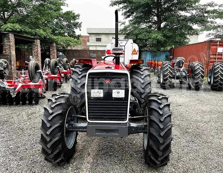 Big with watermark caterpillar 120 malawi lilongwe 16271