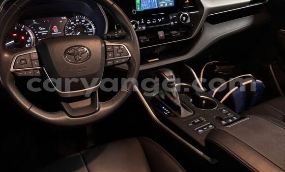 Buy Used Toyota Highlander White Car in Import - Dubai in Malawi Buy Used Toyota Highlander White Car in Import - Dubai in Malawi