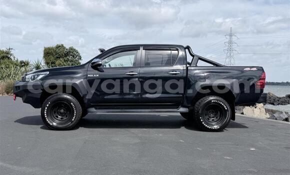 Acheter Occasion Voiture Toyota Hilux Noir à Livingstonia, Karonga Acheter Occasion Voiture Toyota Hilux Noir à Livingstonia, Karonga