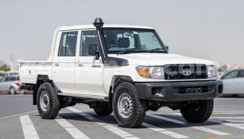 Big with watermark toyota land cruiser malawi lilongwe 16287