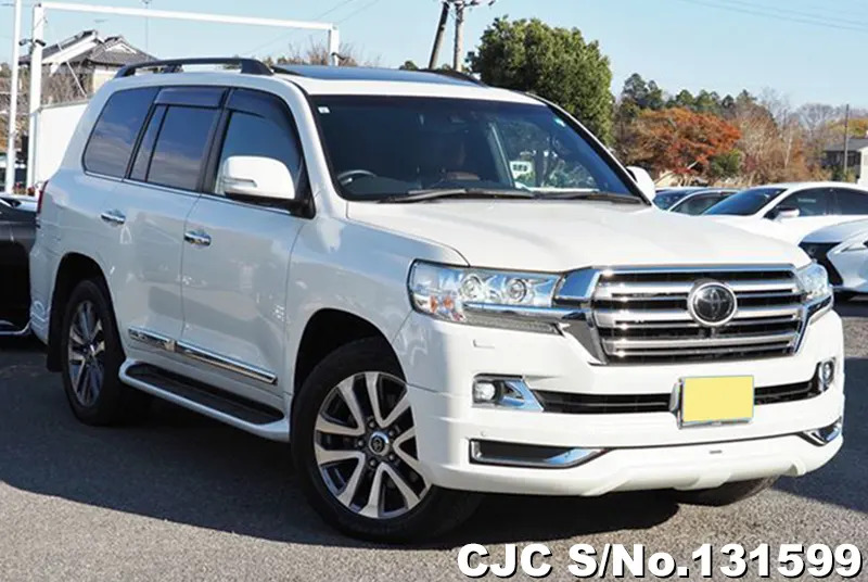 Buy used toyota land cruiser white car in lilongwe in malawi
