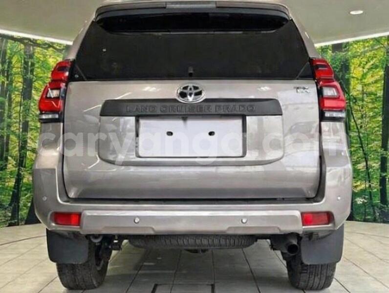 Big with watermark toyota land cruiser prado malawi lilongwe 16292