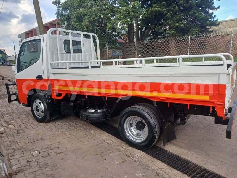 Big with watermark hino dutro malawi blantyre 16301