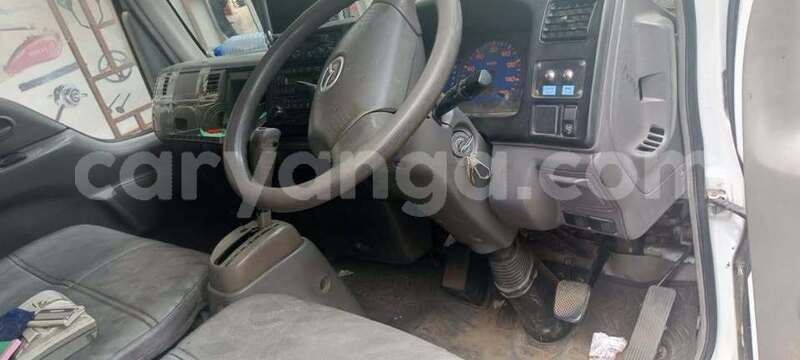 Big with watermark mazda verisa malawi blantyre 16323