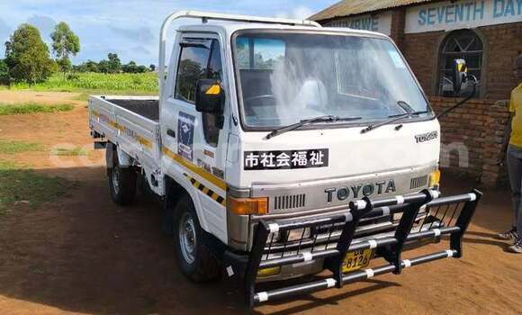 Buy Used Toyota Dyna White Car in Blantyre in Malawi Buy Used Toyota Dyna White Car in Blantyre in Malawi