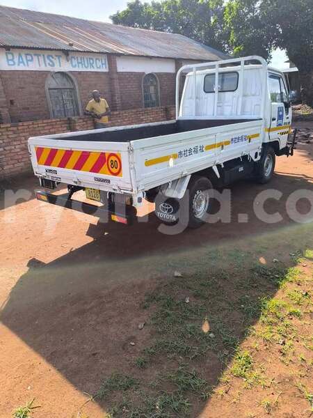 Big with watermark toyota dyna malawi blantyre 16335