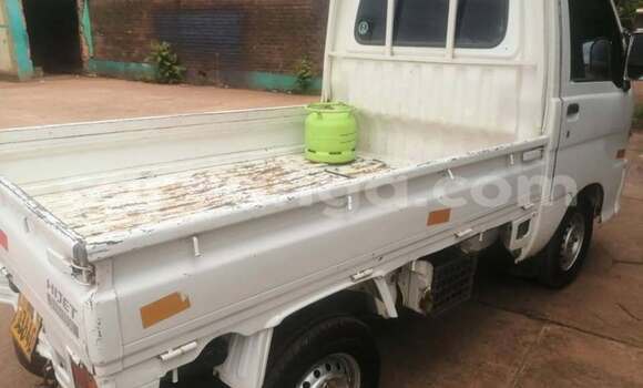 Buy Used Toyota Pickup White Car in Blantyre in Malawi Buy Used Toyota Pickup White Car in Blantyre in Malawi