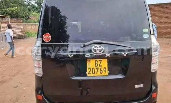 Buy Used Toyota Voxy Black Car in Blantyre in Malawi