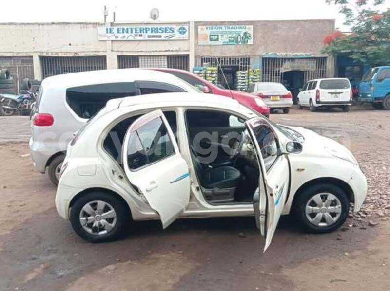 Big with watermark nissan march malawi blantyre 16368