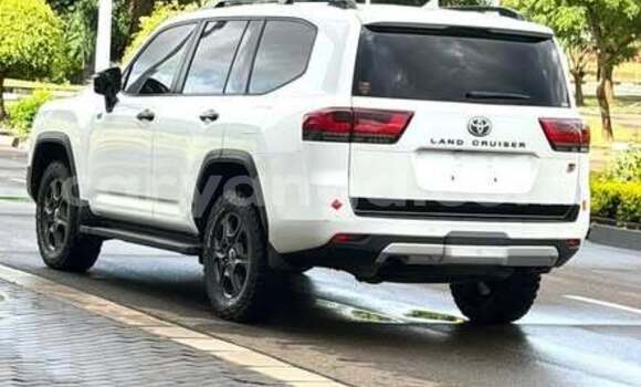 Buy Used Toyota Land Cruiser Prado Other Car in Lilongwe in Malawi Buy Used Toyota Land Cruiser Prado Other Car in Lilongwe in Malawi