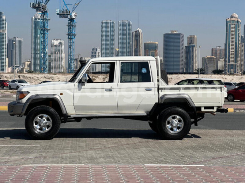 Big with watermark toyota dyna phalombe phalombe 16384