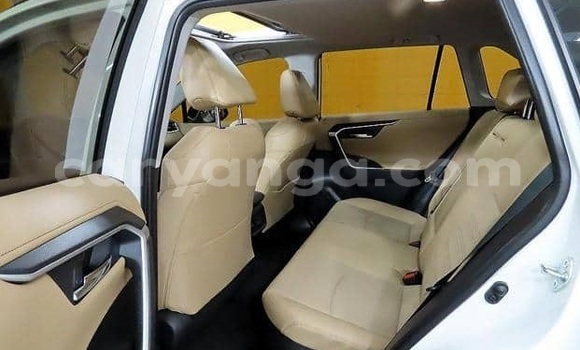 Buy Used Toyota RAV4 White Car in Lilongwe in Malawi Buy Used Toyota RAV4 White Car in Lilongwe in Malawi