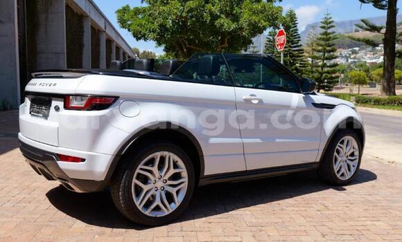 Buy Used Land Rover Range Rover White Car in Lilongwe in Malawi Buy Used Land Rover Range Rover White Car in Lilongwe in Malawi