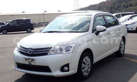Buy Import Toyota Corolla White Car in Import - Dubai in Malawi