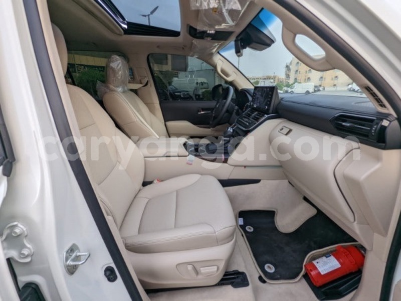 Big with watermark toyota land cruiser malawi lilongwe 16401