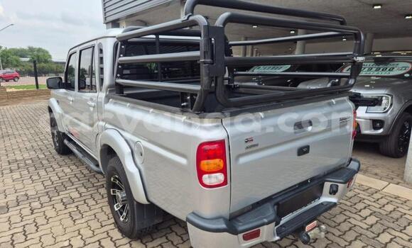 Buy Used Mahindra Scorpio Silver Car in Lilongwe in Malawi Buy Used Mahindra Scorpio Silver Car in Lilongwe in Malawi